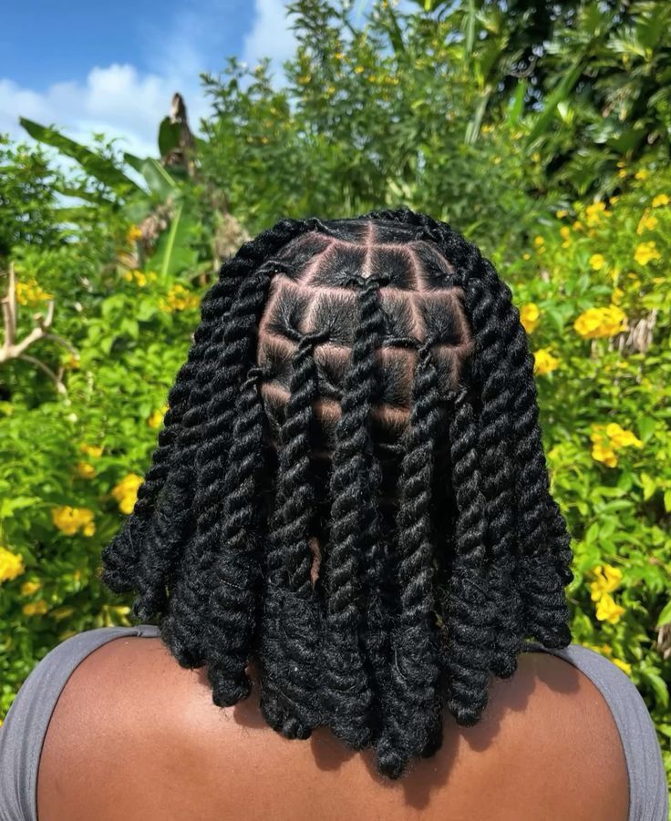Invisible Locs (1)