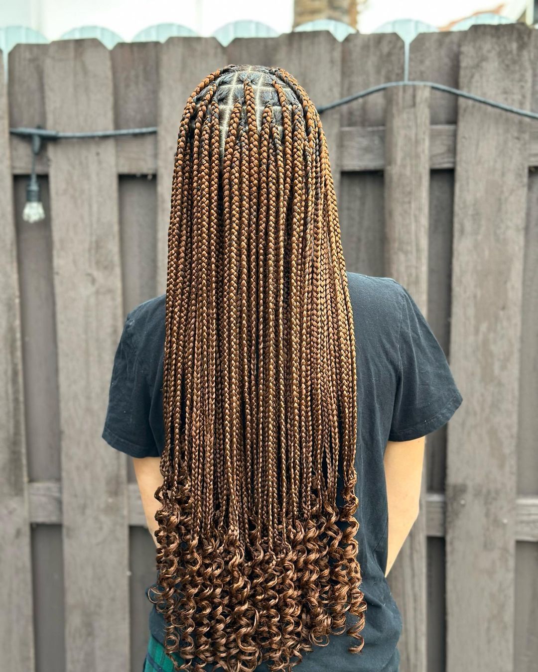 Knotless with Curls (1)